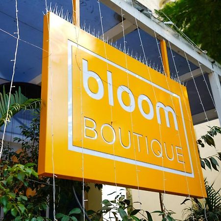 Отель Bloom Boutique - Bandra Мумбаи Экстерьер фото