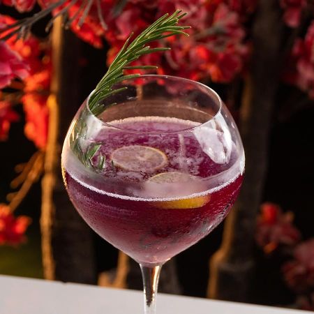 Отель Bloom Boutique - Bandra Мумбаи Экстерьер фото