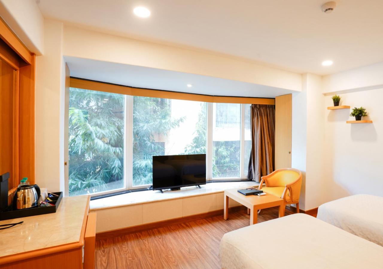 Отель Bloom Boutique - Bandra Мумбаи Экстерьер фото