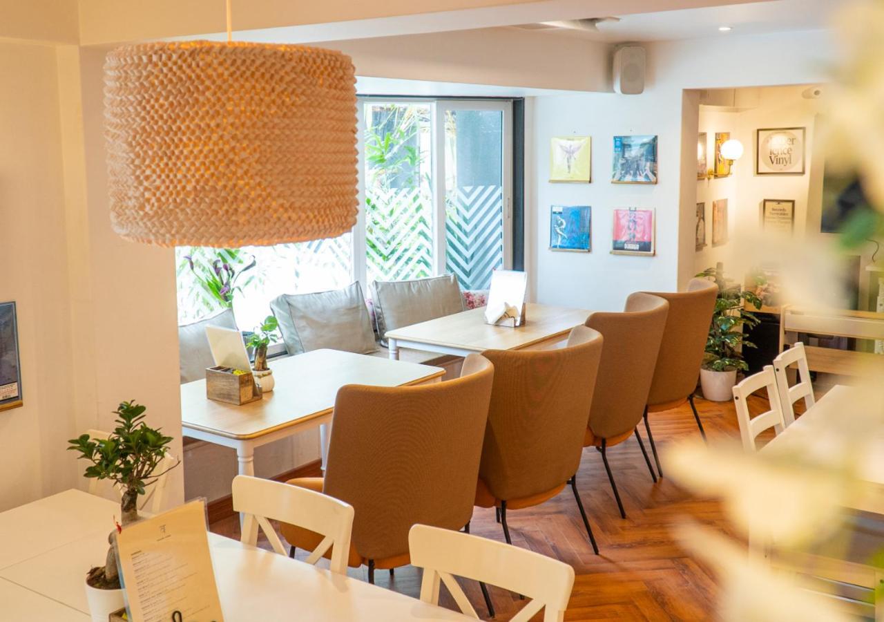 Отель Bloom Boutique - Bandra Мумбаи Экстерьер фото